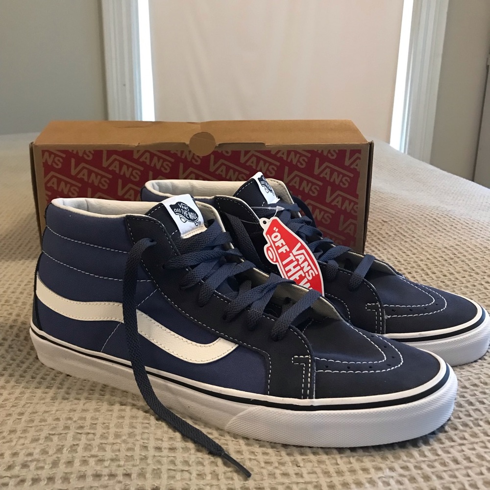 NWT Men’s Size 12 Van’s Sk8-Mid Reissue P